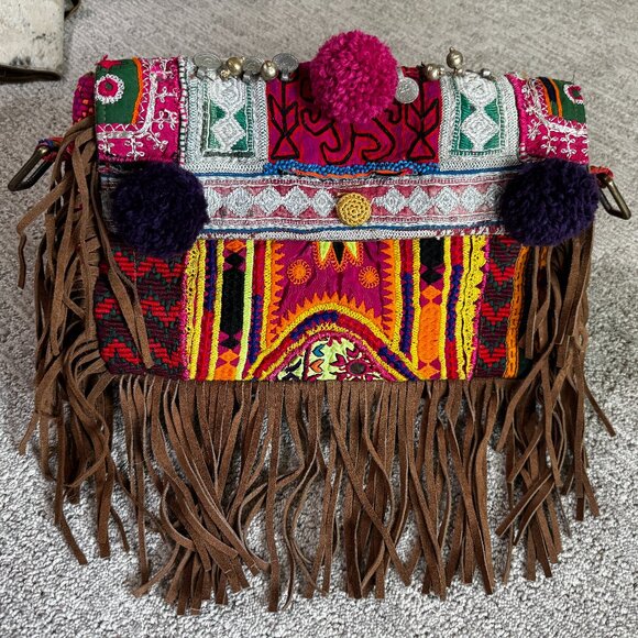 Boho/Hippie Clutch with fringe - Picture 1 of 4